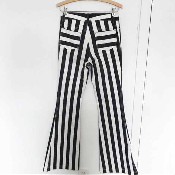 Alice + Olivia Beautiful High Rise Bell Jean - Picture 4 of 7